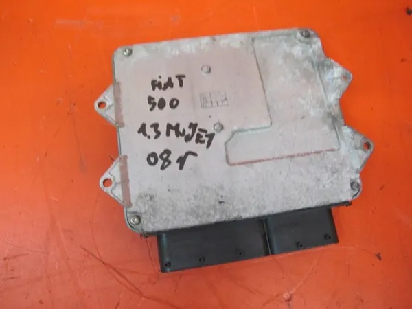 Unité de contrôle moteur FIAT 500 1.3 MJ 51818295 image 3