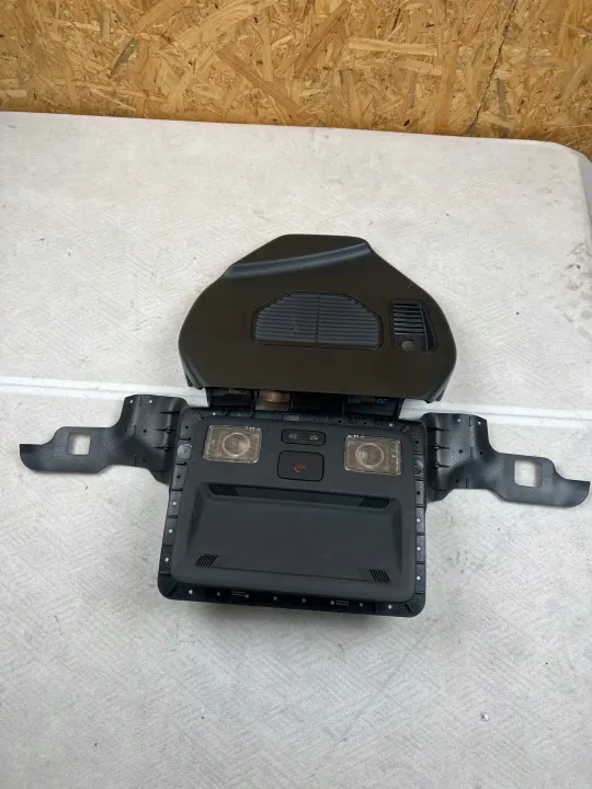 FORD KUGA III JX7BA519A58JG3ZHE Plafonnier image 2