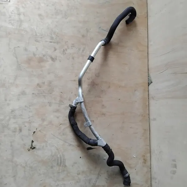 Conduit refroidisseur huile OEM A2055019782 Mercedes W205 image 2