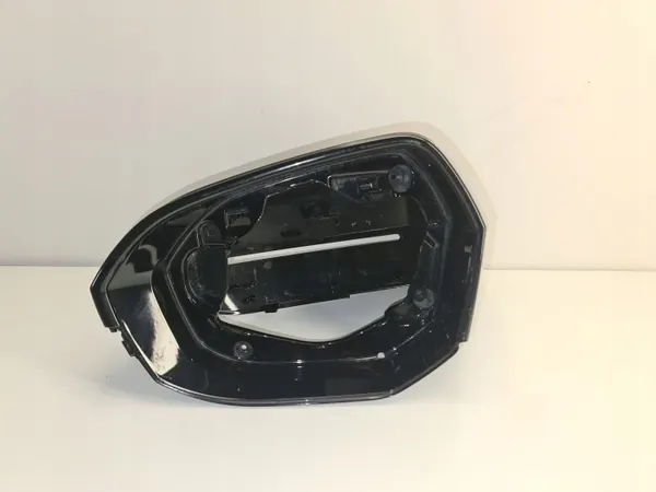 Cadre de rétroviseur gauche BMW G60 G61 G70 - OEM image 2