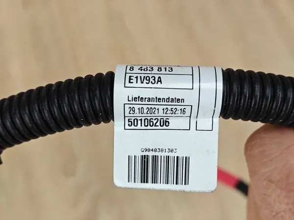 Generatorledning OEM 8483813 för BMW 530i G30 G31 image 4
