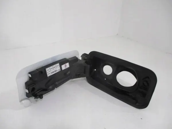 Kraftstoffklappe CITROEN OEM BERLINGO IV 19- Gebraucht image 4