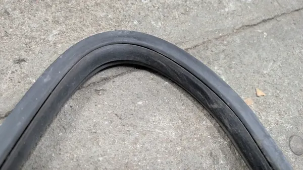 OEM 171888 Sivuikkunan tiiviste VW Golf 1 MK1:lle image 4