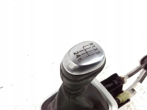 Levier de vitesses supérieur Renault Megane IV 2018 image 6