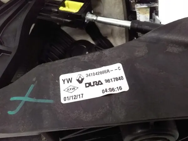 Levier de vitesses supérieur Renault Megane IV 2018 image 7