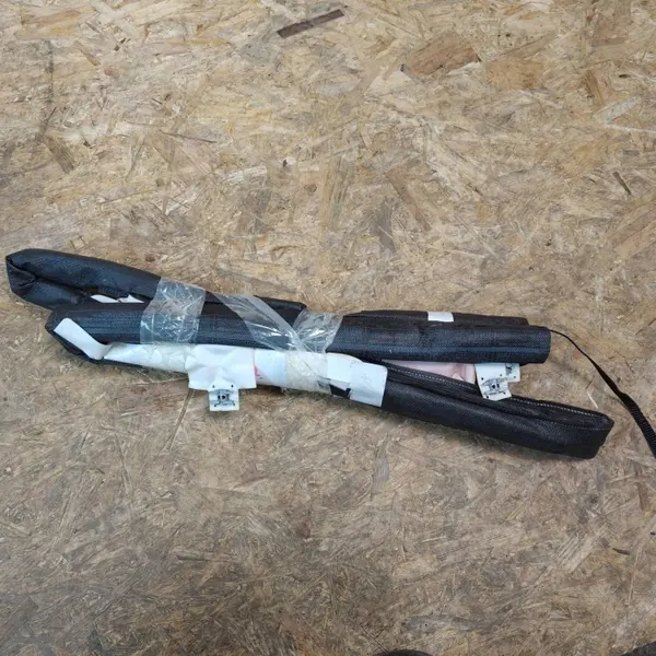 Peugeot 5008 II rechter gordijnairbag OEM 9825016380 image 2