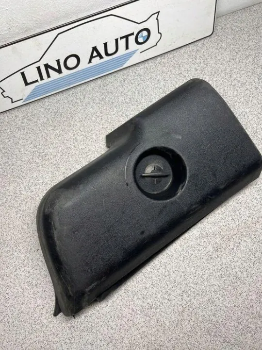 BMW 3 Coupé E36 takavalaisimen liitin OEM 8119235 image 2