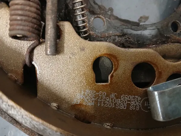 Plaque d'ancrage arrière droite Grand Vitara I 2.0 16v image 2