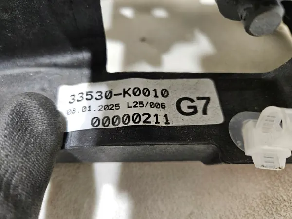 Toyota OE Gaine de levier de vitesse OEM 33530-K0010 image 8