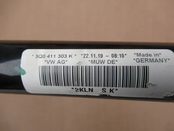 Audi Q3 F3 83A etuvakainlinkki OEM 3Q0411303K image 6