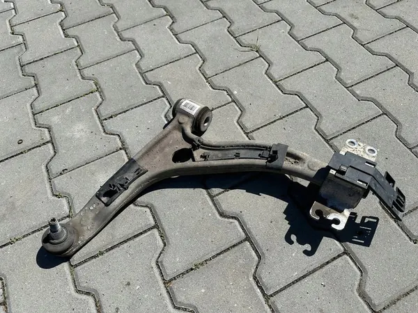 Braccio di controllo anteriore sinistro Mercedes-Benz GLA W156 2017 A1563300500 image 2