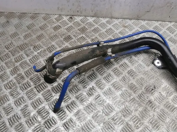 Toyota Corolla E210 Bränslelock OEM AMD201346 image 4