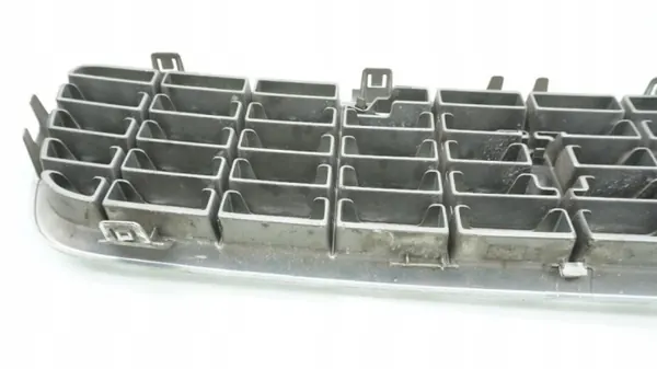 Volvo S80 I Lift Grille OEM 8659947 - Gebruikt image 8