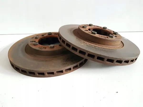 2000 Mitsubishi Pajero Sport I Front Brake Disc MB699716 image 4