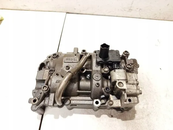 Pompe à huile OEM 03L103587 pour Audi A5 2.0L 2011 image 2