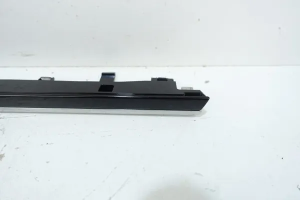 Décor tableau de bord Peugeot 9823462080 208 II 2019- image 4