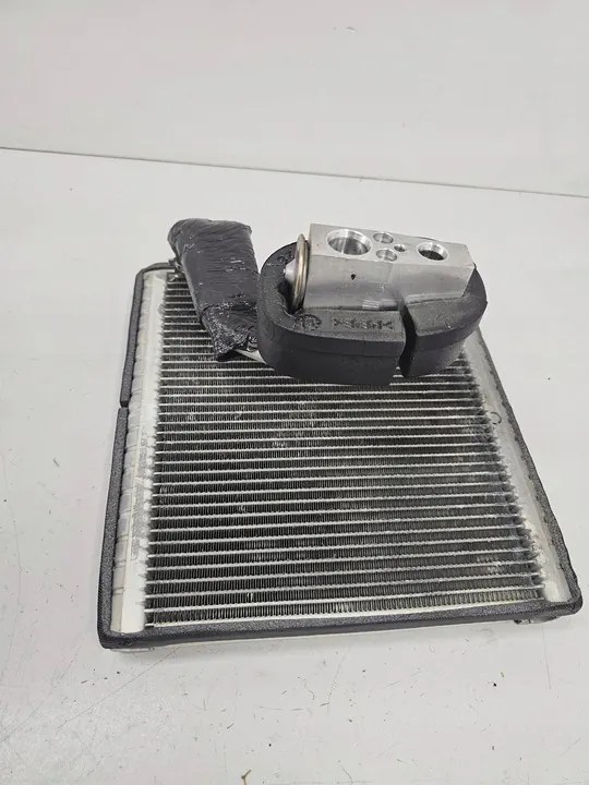 Evaporador de ar condicionado Volkswagen PASSAT B8 CZ4475005211 image 4