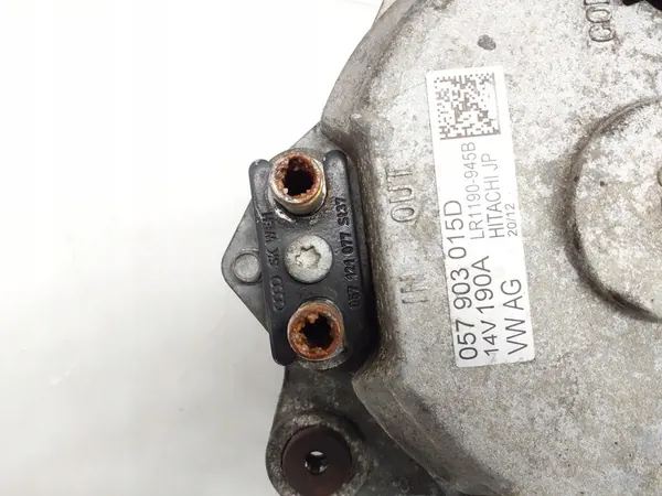 AUDI A8 Q7 Vaihtovirtageneraattori 057903015D image 7