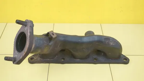 OEM 6G74 oikea pakoputken keräin Mitsubishi Pajerolle image 2