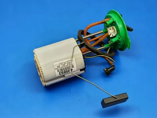 Brandstofpomp Niveausensor Audi A4 B7 2.0TFSI image 5