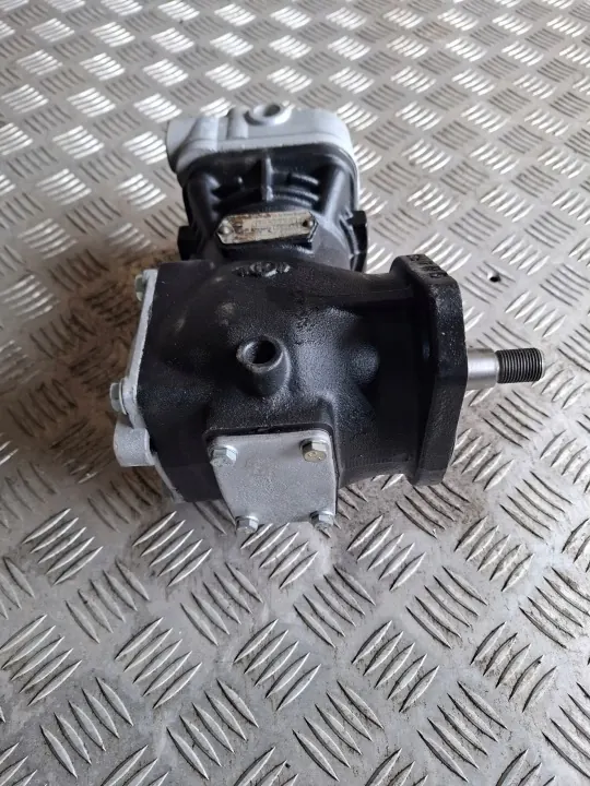 Compresseur d'air OEM 3957726 pour DAF LF55-180 FF55-120 image 2
