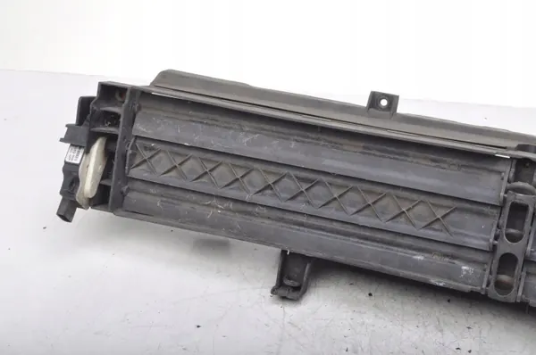 Opel Astra J ventilationsjalusi OEM 13309431 6466R300 image 6
