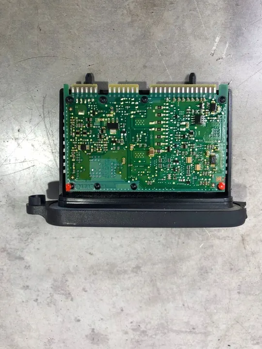 BMW 1 F20 F21 Controllers 7316145 image 4