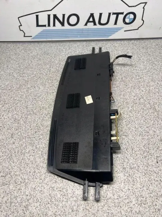 Feu stop additionnel BMW 3 E46 OEM 63258375495 image 5