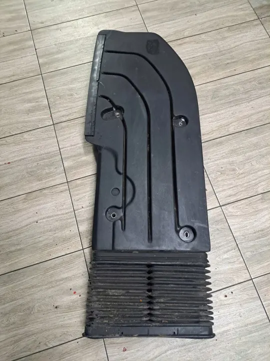 Höger luftintagsslang OEM 20787977 för Renault Premium image 3