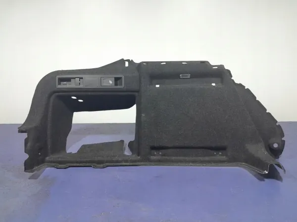 Skoda Superb III kofferbakmat links OEM 3V5867427BC image 2