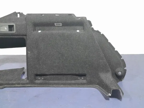 Skoda Superb III kofferbakmat links OEM 3V5867427BC image 3