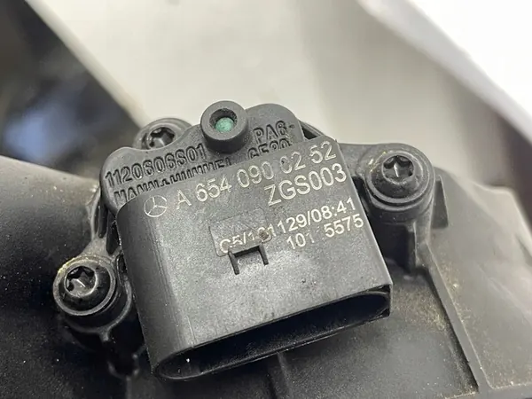 MERCEDES W213 BRÄNSLEFILTERHUS OE A6540900252 image 3