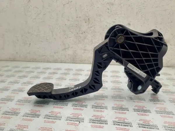 Cilindro de embrague OEM 3C1721059K para VW Passat B6 image 4
