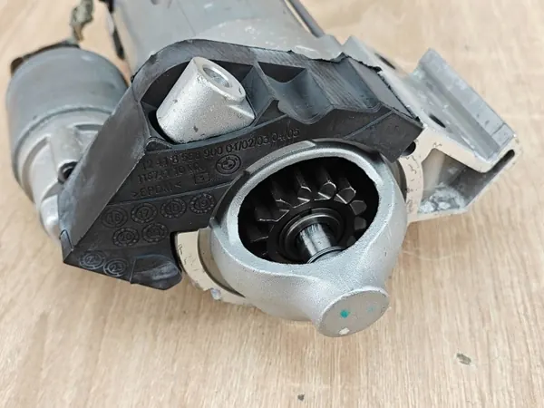 Motor de Arranque BMW OEM 5A33FB9 para 530i G30 image 5