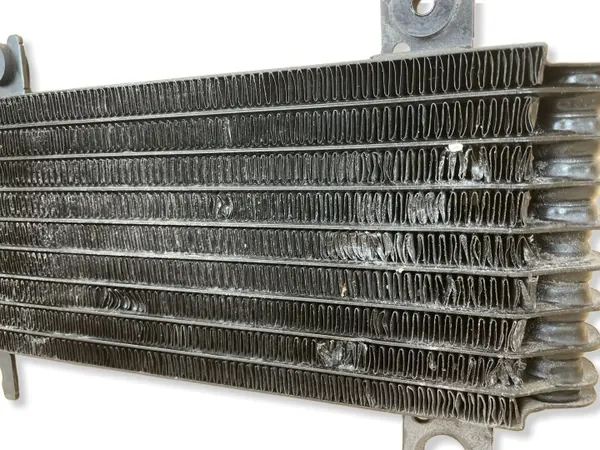 Käytetty öljynjäähdytin OEM 4028200 Renaultille image 4