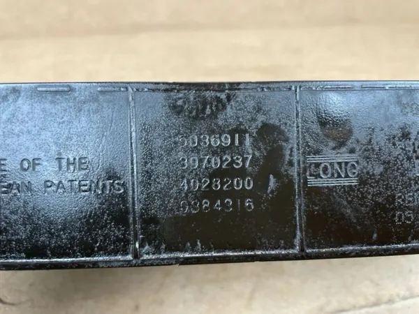Käytetty öljynjäähdytin OEM 4028200 Renaultille image 6