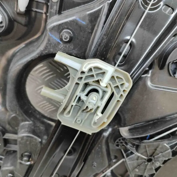 BMW Fönsterregulator OEM 7497103 Höger fram image 5