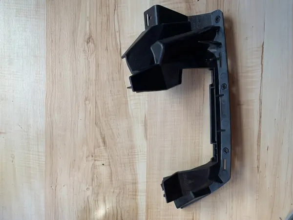 Vänster avgasrörsbracket A1768850045 Mercedes A-klass image 2