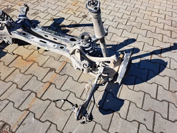 Viga suspensão traseira KIA OPTIMA 4 OEM KPL image 3
