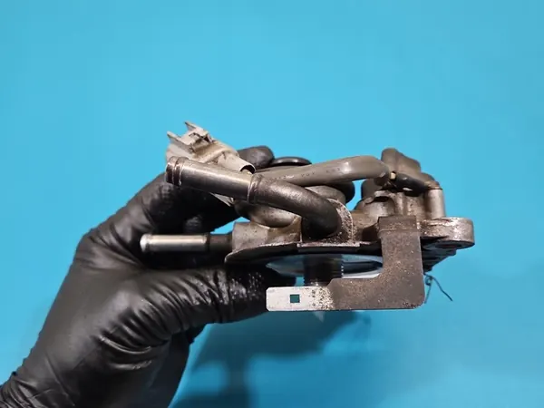 Carcasse de Filtre à Carburant Toyota Land Cruiser 120 3.0 D4D image 5