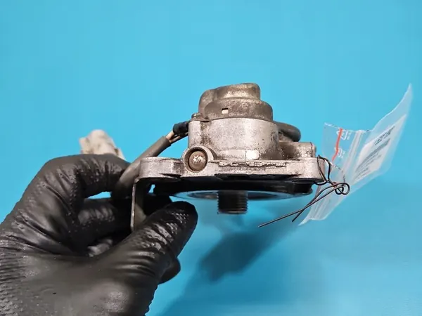 Carcasse de Filtre à Carburant Toyota Land Cruiser 120 3.0 D4D image 6