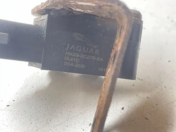 JAGUAR F-PACE Capteur de Niveau HK83-3C279-BA image 4