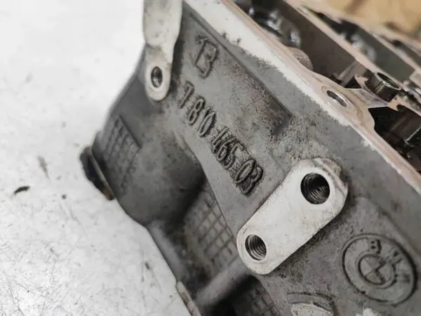 Cabeça de Cilindro BMW N47D20C OEM 7810465 - Usada image 4