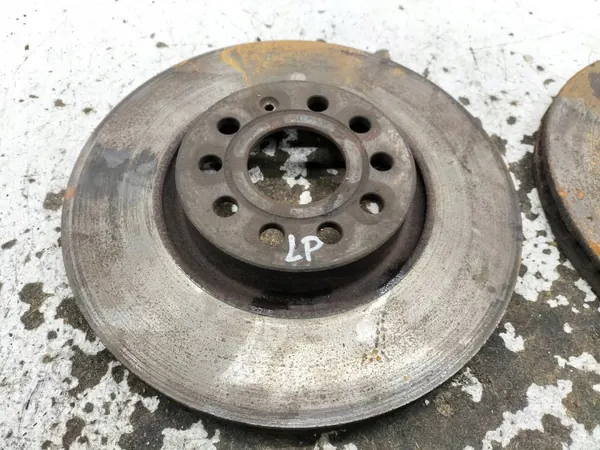 Fram bromsskivor OEM 5907911221799 Par 312mm image 6