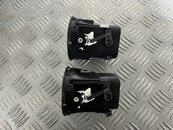 Rejillas de ventilación Lancia Delta III - OEM LANCIA DELTA III KRATKI NAWIEWU KONSOLI PRAWA LEWA KOMPLET image 3