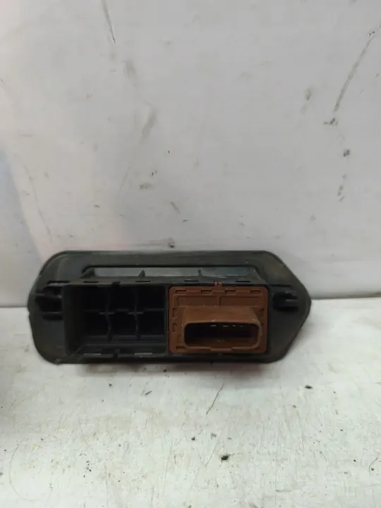 OEM 8200428700E Ovikontakti Kangoo II/III:lle image 5