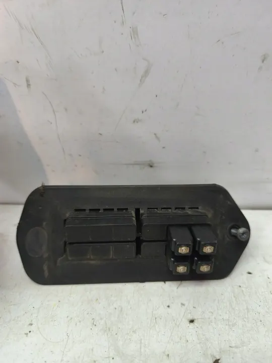 OEM 8200428700E Ovikontakti Kangoo II/III:lle image 7