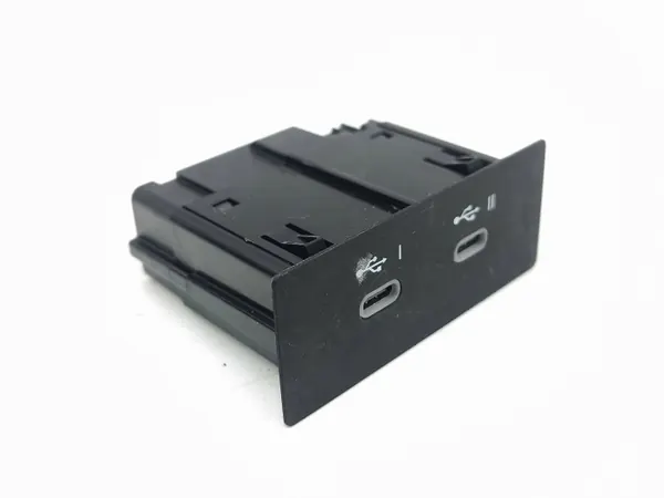 Enchufe USB-C OEM 284H33870R para Renault Captur II image 2