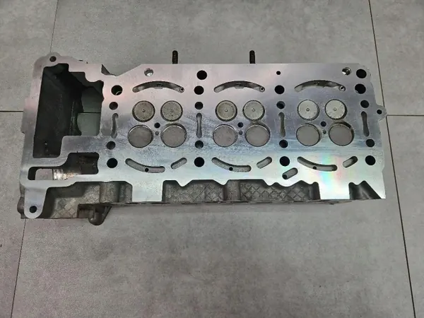 Jeep OE R6420163901 - Pieza original usada image 4