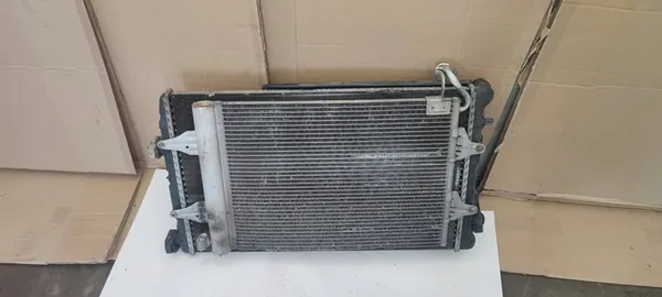 VW POLO 9N LIFT FL 05-09 Radiador + Ventilador AC OEM image 4